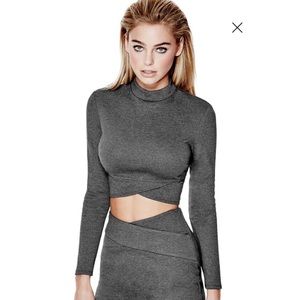 GUESS Carey Long Sleeve Crop Top Size Small